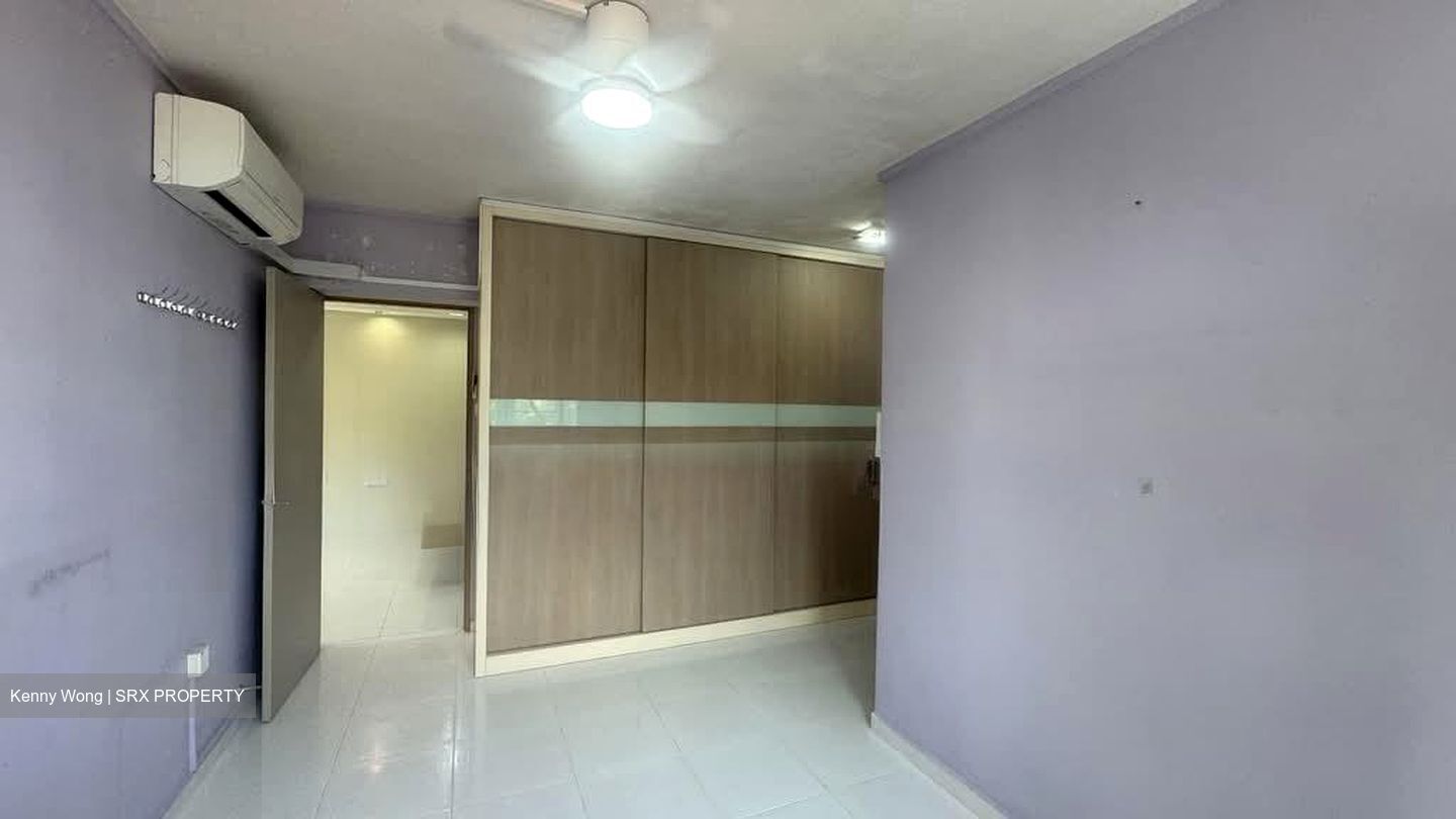 Blk 81A Lorong 4 Toa Payoh (Toa Payoh), HDB 4 Rooms #574388371